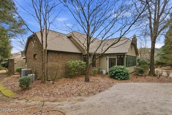 $650,000 | 3 Sodbury Court, Pinehurst, NC 28374