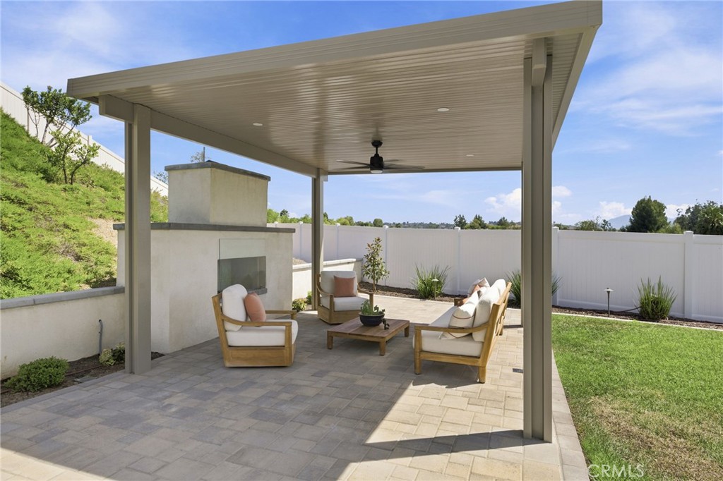 1238 Matterhorn Street Riverside, CA 92506 - Photo 35 of 45