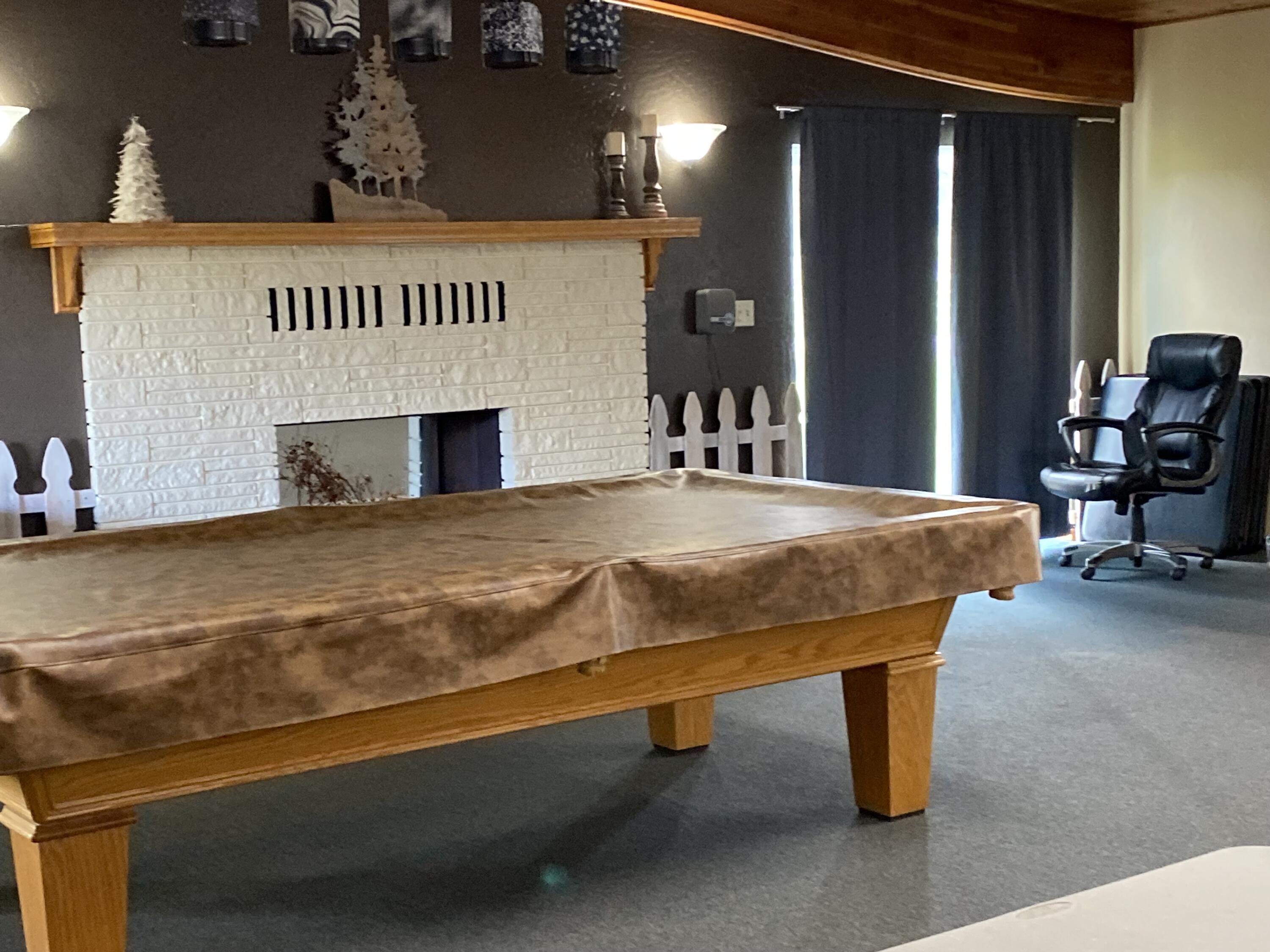 5076 Leonard Road, Unit 7 Grants Pass, OR 97527 - Photo 28 of 42 Clubhouse