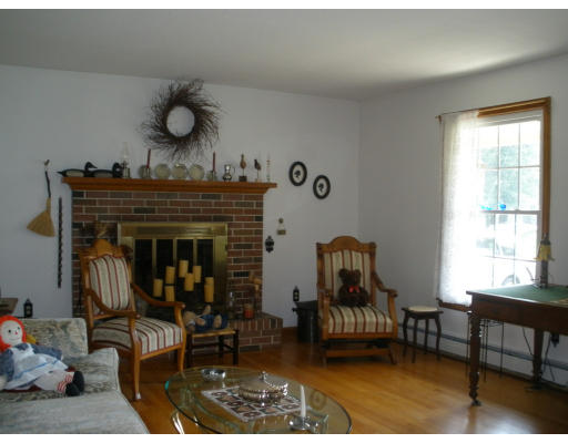 27 Primrose Path Hatfield, MA 01038 - Photo 11 of 18 Gallery Image 11