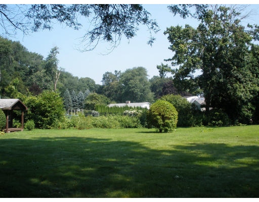27 Primrose Path Hatfield, MA 01038 - Photo 7 of 18 Gallery Image 7