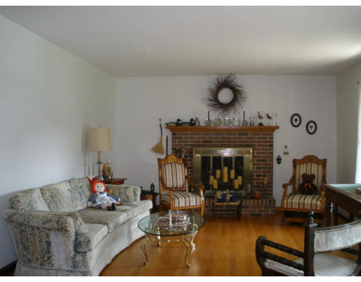 27 Primrose Path Hatfield, MA 01038 - Photo 10 of 18 Gallery Image 10