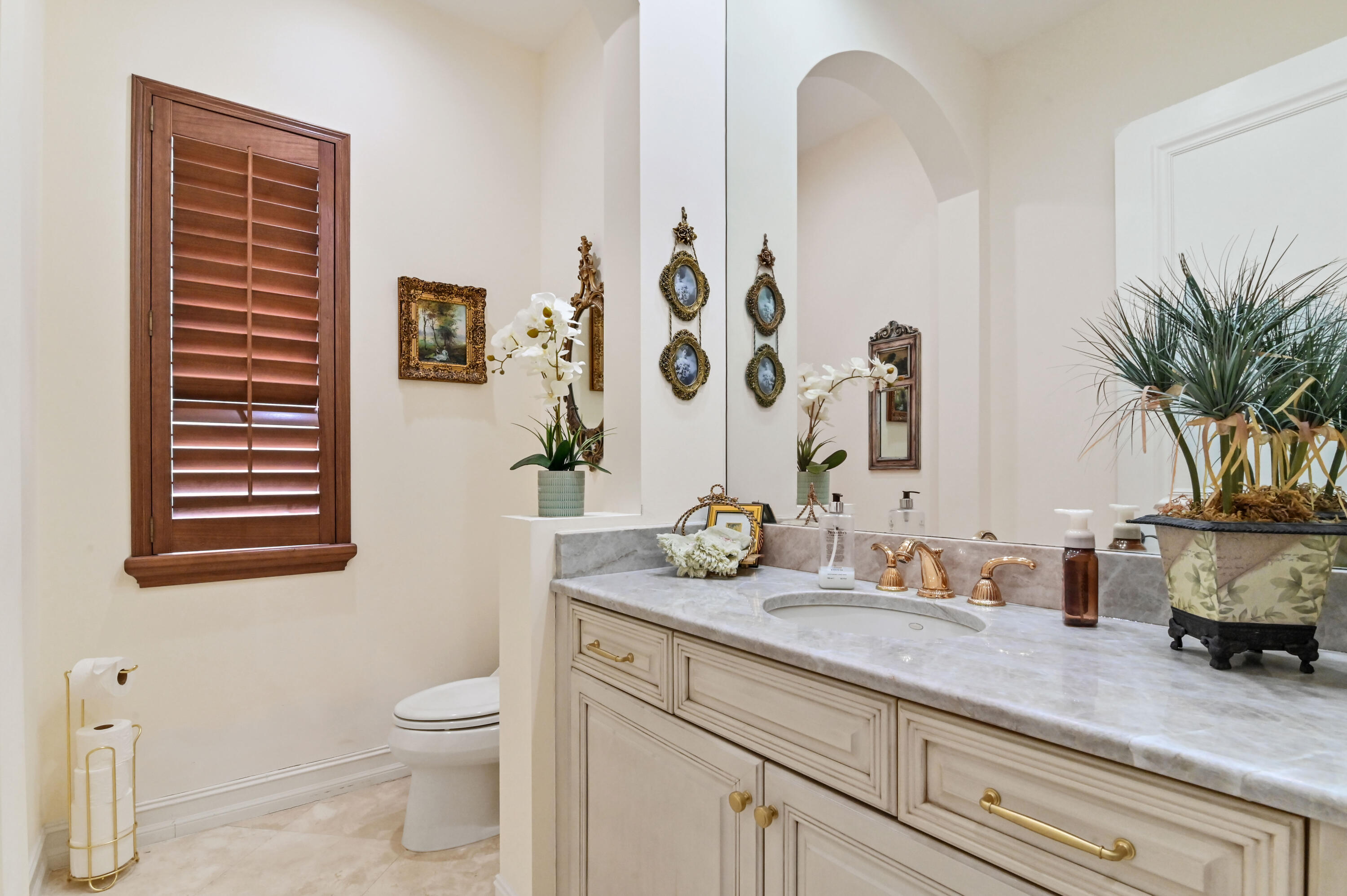 17665 Middlebrook Way Boca Raton, FL 33496 - Photo 20 of 61 20 Bathroom 01