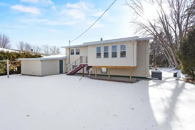 $299,000 | 2934 43rd Street, Two Rivers, WI 54241
