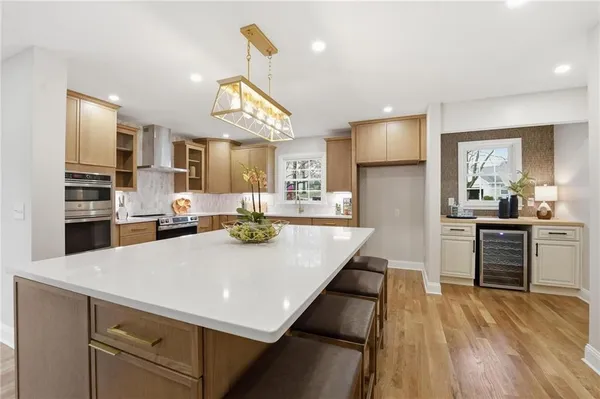 $889,000 | 12614 Ensley Lane, Leawood, KS 66209