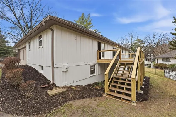 $889,000 | 12614 Ensley Lane, Leawood, KS 66209