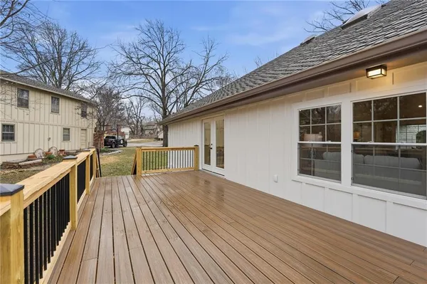 $889,000 | 12614 Ensley Lane, Leawood, KS 66209