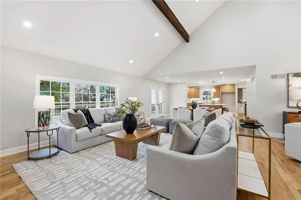 $889,000 | 12614 Ensley Lane, Leawood, KS 66209