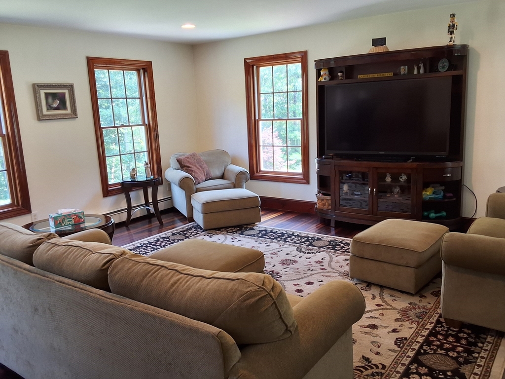 8 Martin Road Brookfield, MA 01506 - Photo 11 of 40