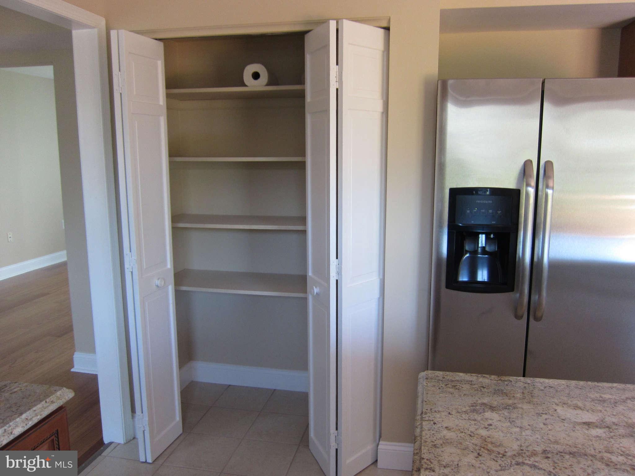 607 Poole Road Westminster, MD 21157 - Photo 12 of 30 Kitchen