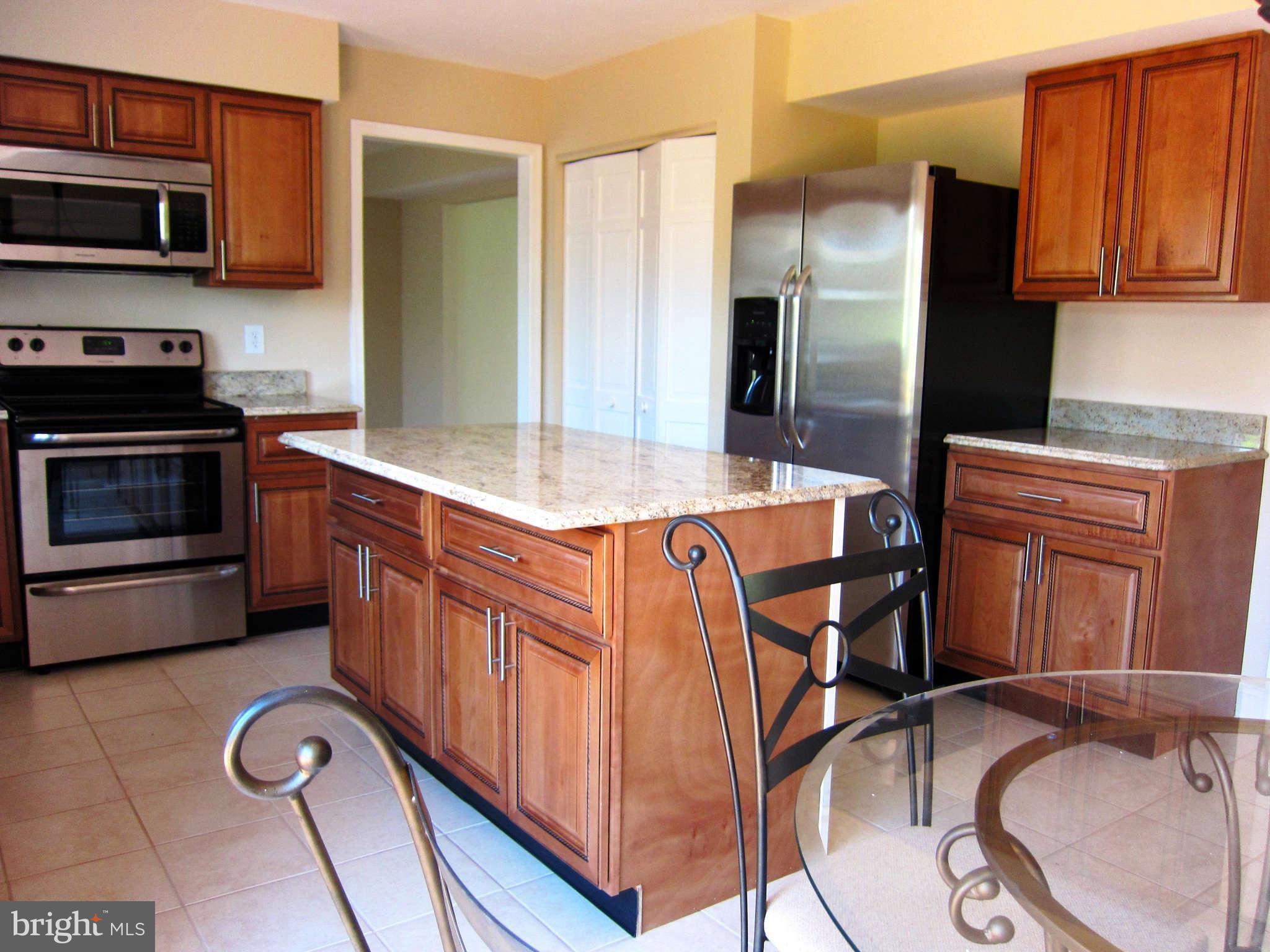 607 Poole Road Westminster, MD 21157 - Photo 10 of 30 Kitchen