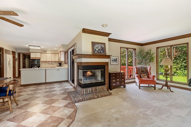 26245 North St Marys Road Libertyville, IL 60048 - Photo 4 of 12