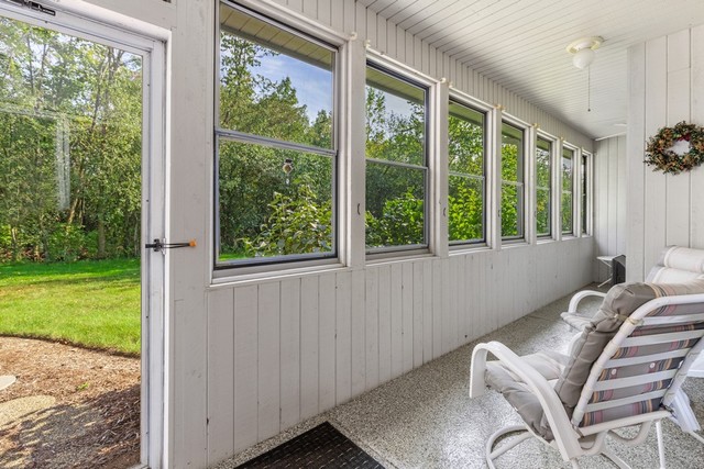 26245 North St Marys Road Libertyville, IL 60048 - Photo 10 of 12
