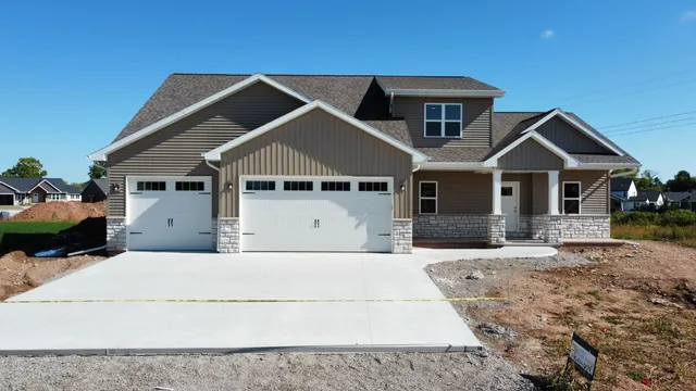 $599,000 | 1762 Loyal Drive, Neenah, WI 54956