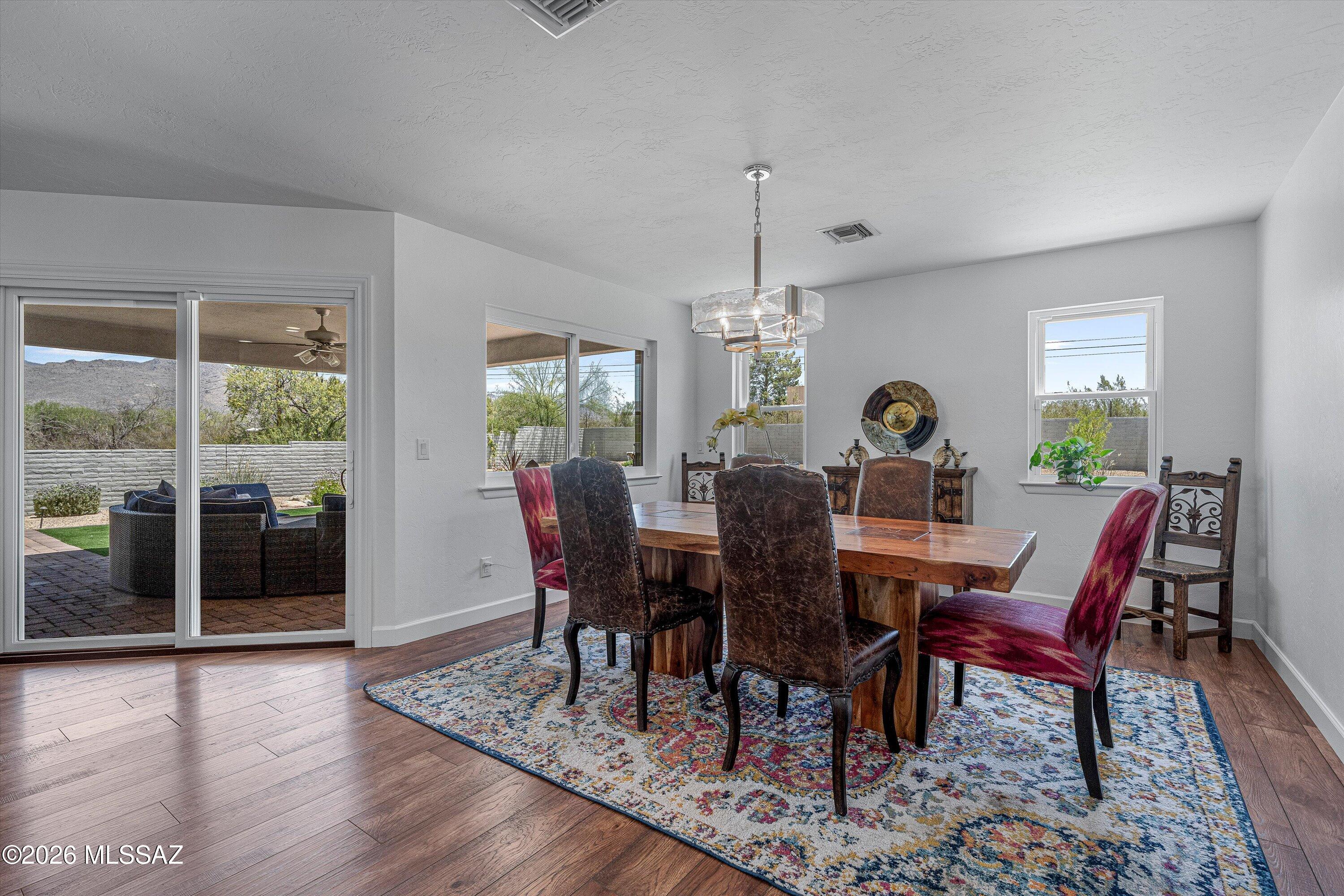 10015 East Fort Lowell Road Tucson, AZ 85749 - Photo 16 of 45 Washed with light