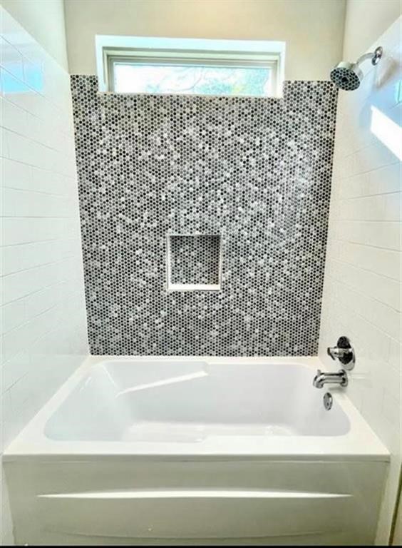 803 Thornton Road, Unit G Houston, TX 77018 - Photo 9 of 15