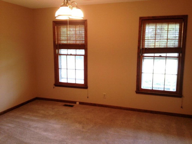 6310 Stapleton Road Macon, GA 31206 - Photo 6 of 15 an empty room with a window