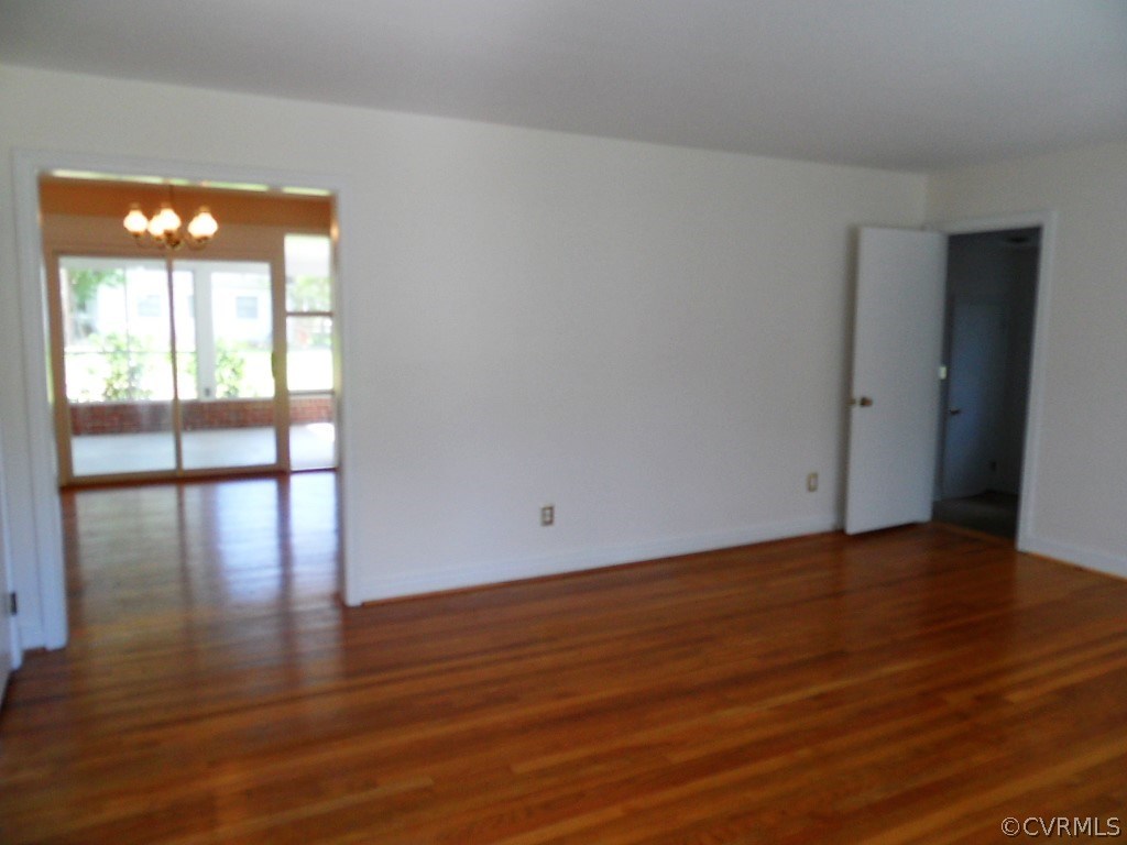 2205 Manlyn Road Richmond, VA 23229 - Photo 2 of 25 Gallery Image 2