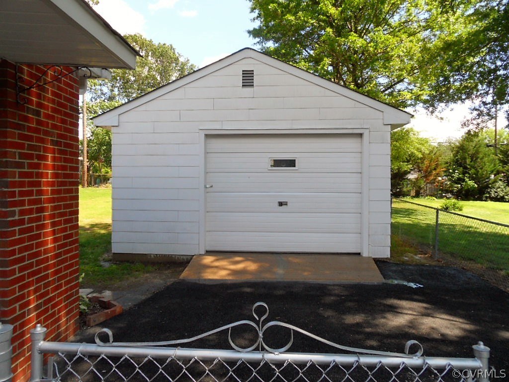 2205 Manlyn Road Richmond, VA 23229 - Photo 25 of 25 Gallery Image 25