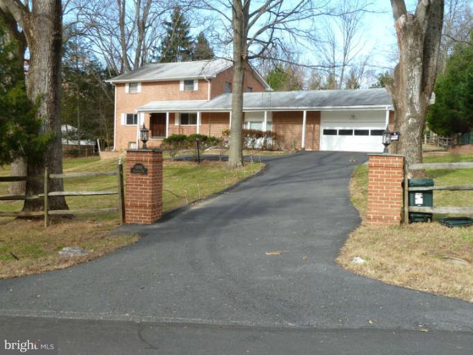 10911 Chandler Road Potomac, MD 20854 - Photo 1 of 25 Exterior (Front)
