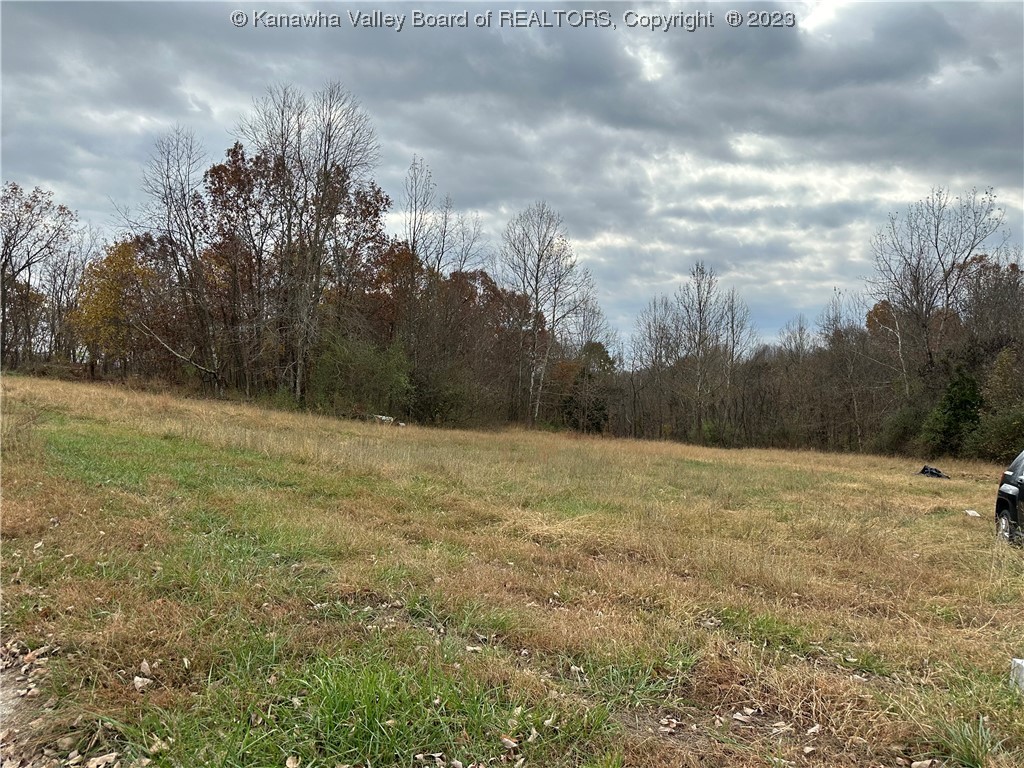 1798 White Ridge Road Point Pleasant, WV 25550 - Photo 2 of 5 Gallery Image 2
