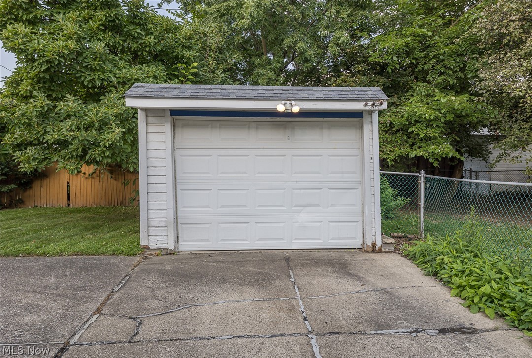 3702 Pennington Road Cleveland, OH 44120 - Photo 22 of 24
