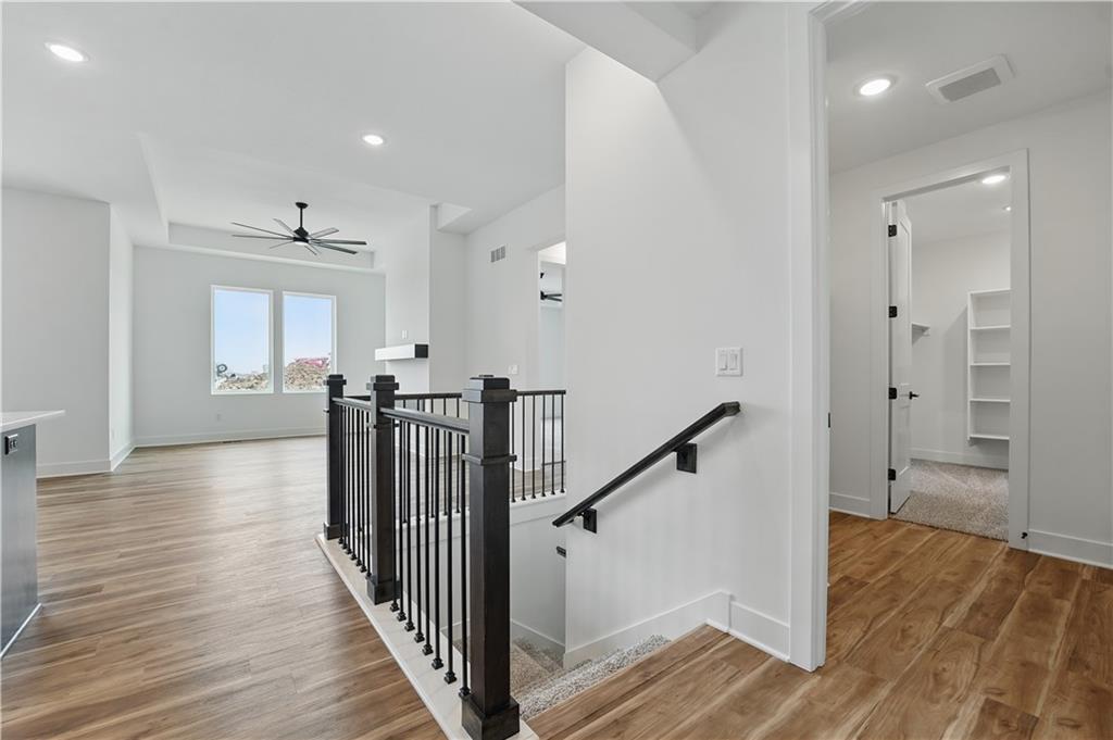 20653 Skyview Lane Spring Hill, KS 66083 - Photo 4 of 7