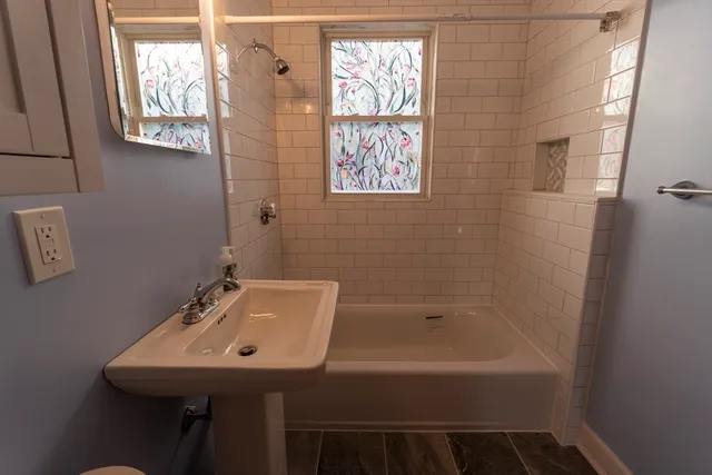 $3,200 | 95 Bourne Street, Unit 1, Boston, MA 02130