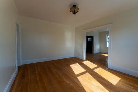 $3,200 | 95 Bourne Street, Unit 1, Boston, MA 02130