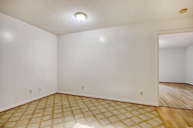 $1,700 | 1028 Duke Street, Georgetown, SC 29440