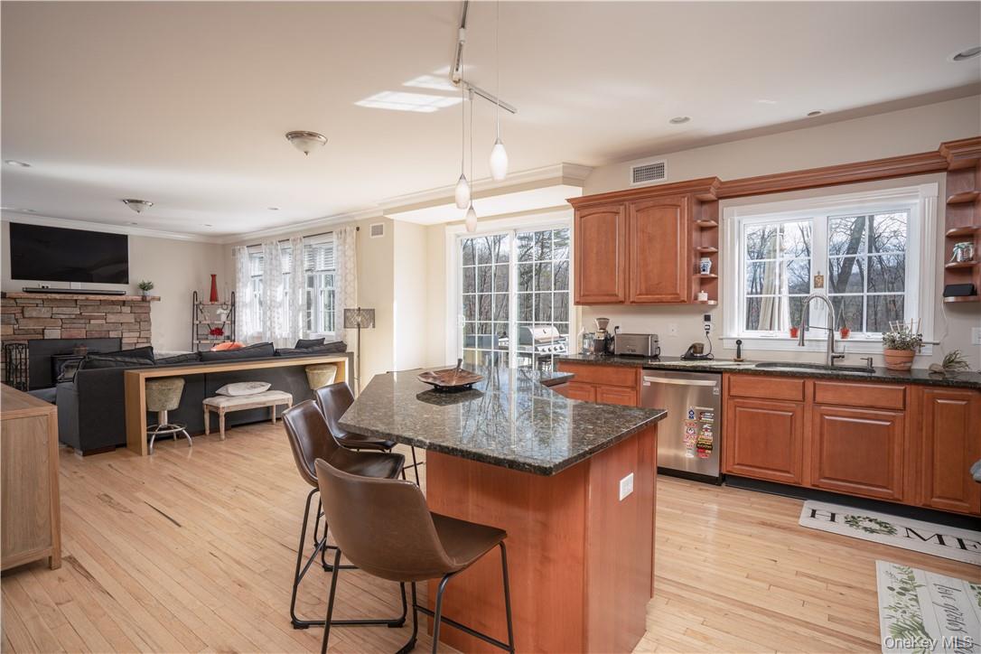 56 Benjamin Meadow Road Tuxedo Park, NY 10987 - Photo 14 of 36