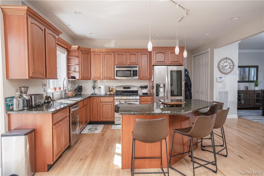 56 Benjamin Meadow Road Tuxedo Park, NY 10987 - Photo 16 of 36