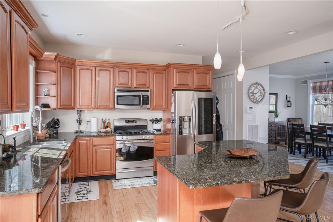 56 Benjamin Meadow Road Tuxedo Park, NY 10987 - Photo 17 of 36