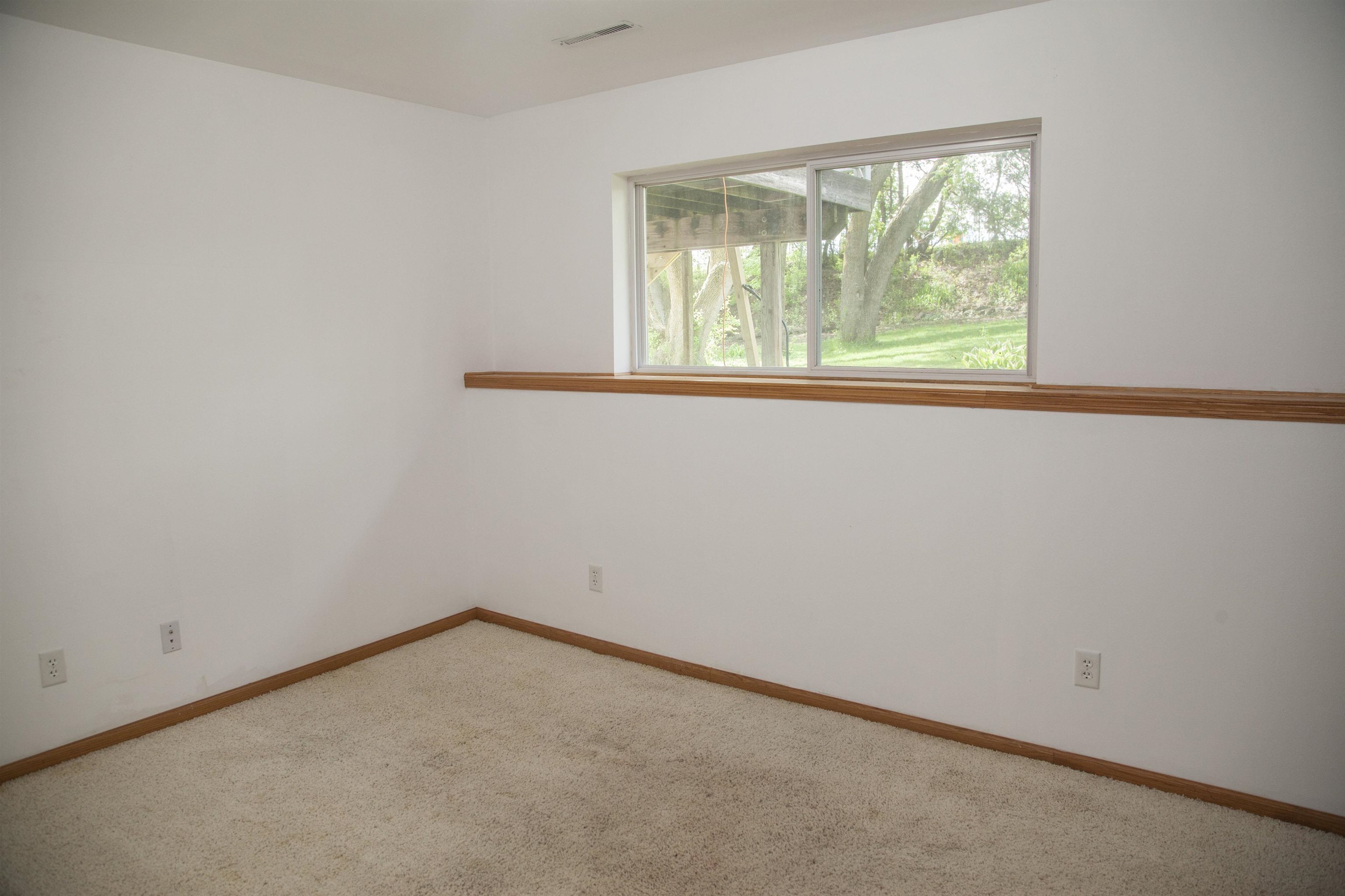 819 Spellman Street Mount Horeb, WI 53572 - Photo 20 of 32