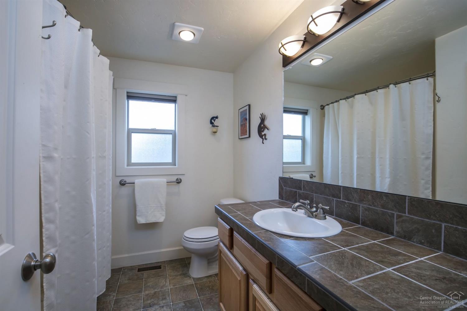 16871 Elsinore Road Bend, OR 97707 - Photo 15 of 25 Additional Photo