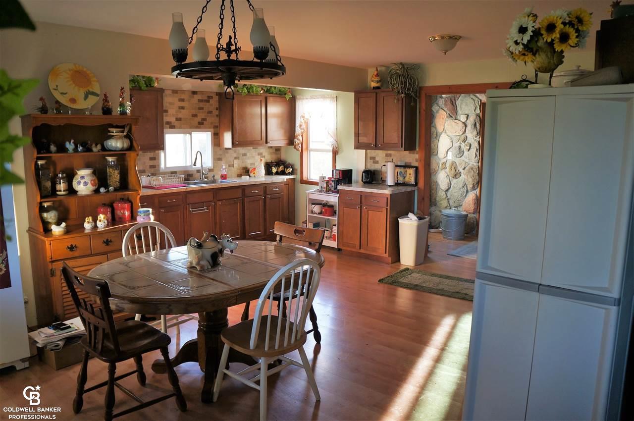 13277 Tibbets Road Memphis, MI 48041 - Photo 4 of 26