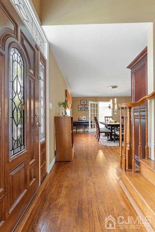 713 New Dover Road Edison, NJ 08820 - Photo 15 of 46 a view of a livingroom with furniture and a entryway