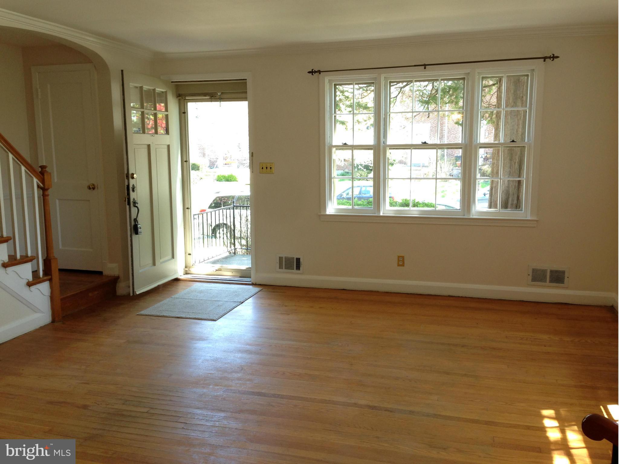 315 Stanmore Road Baltimore, MD 21212 - Photo 6 of 30 Hardwoods Throughout Main and Upper Levels!