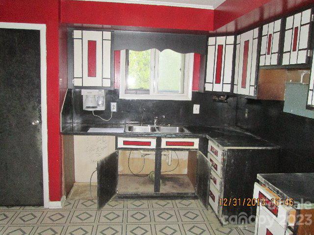 40498 Barnhardt Road New London, NC 28127 - Photo 3 of 3 Gallery Image 3
