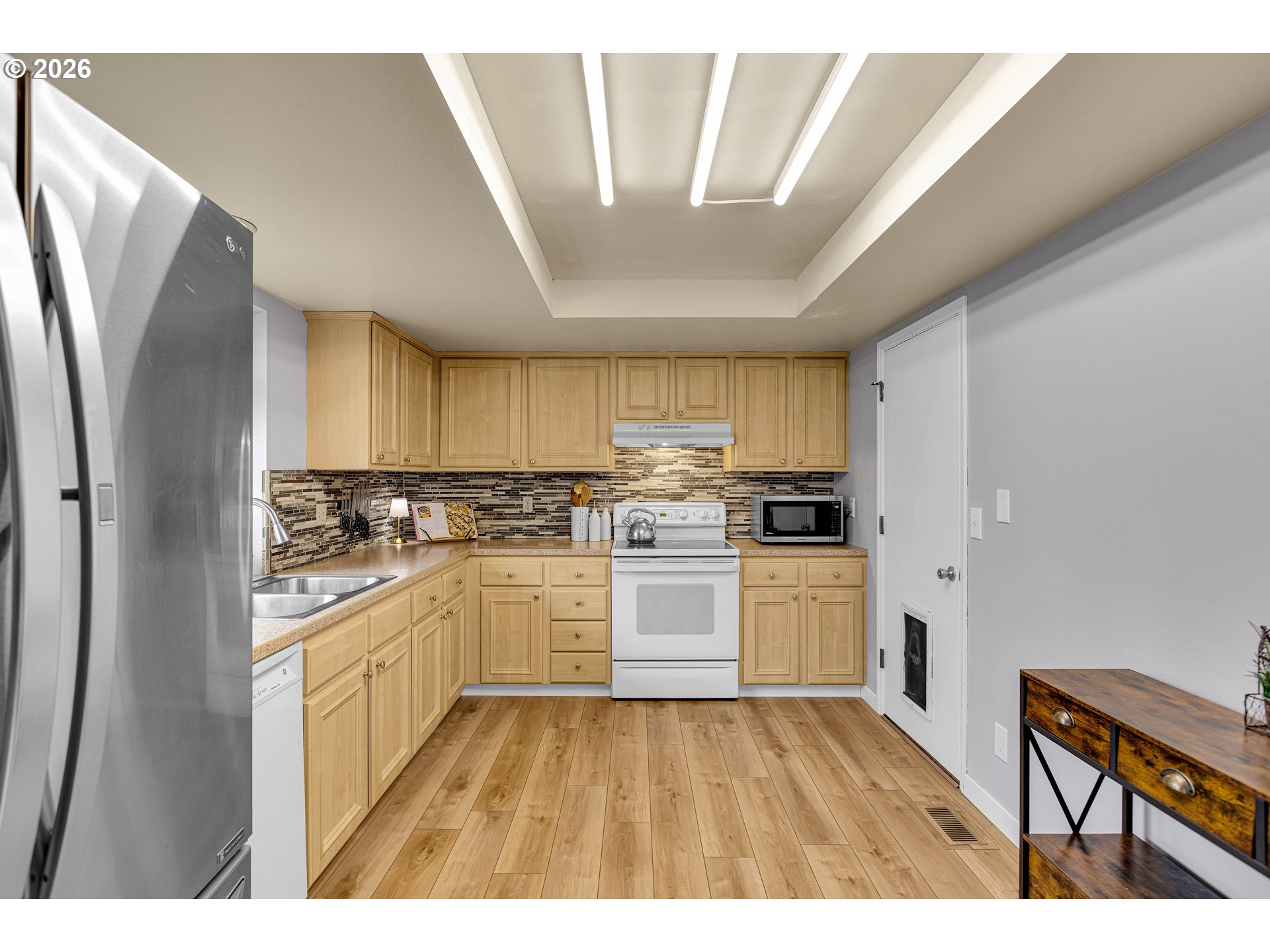 13032 Southwest Hanson Road Beaverton, OR 97008 - Photo 11 of 28