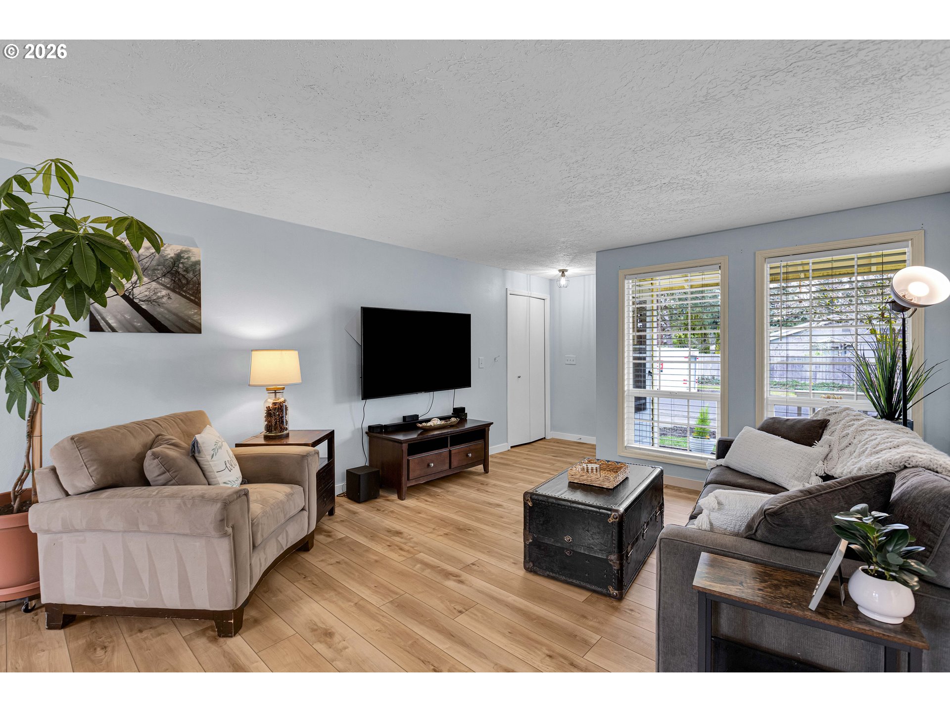 13032 Southwest Hanson Road Beaverton, OR 97008 - Photo 5 of 28