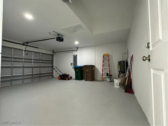 $2,000 | 3918 Northwest 40th Terrace, Cape Coral, FL 33993