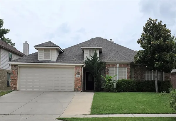 $2,450 | 9021 Georgetown Place, Fort Worth, TX 76244