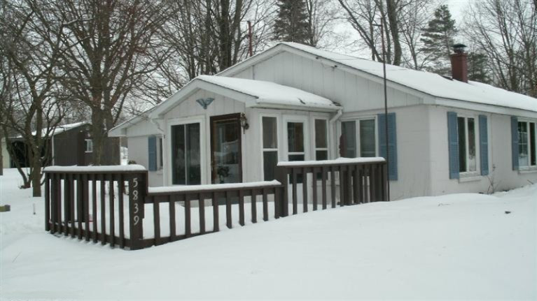 5839 East Pakes Road Crystal, MI 48818 - Photo 3 of 24 Additional Photo
