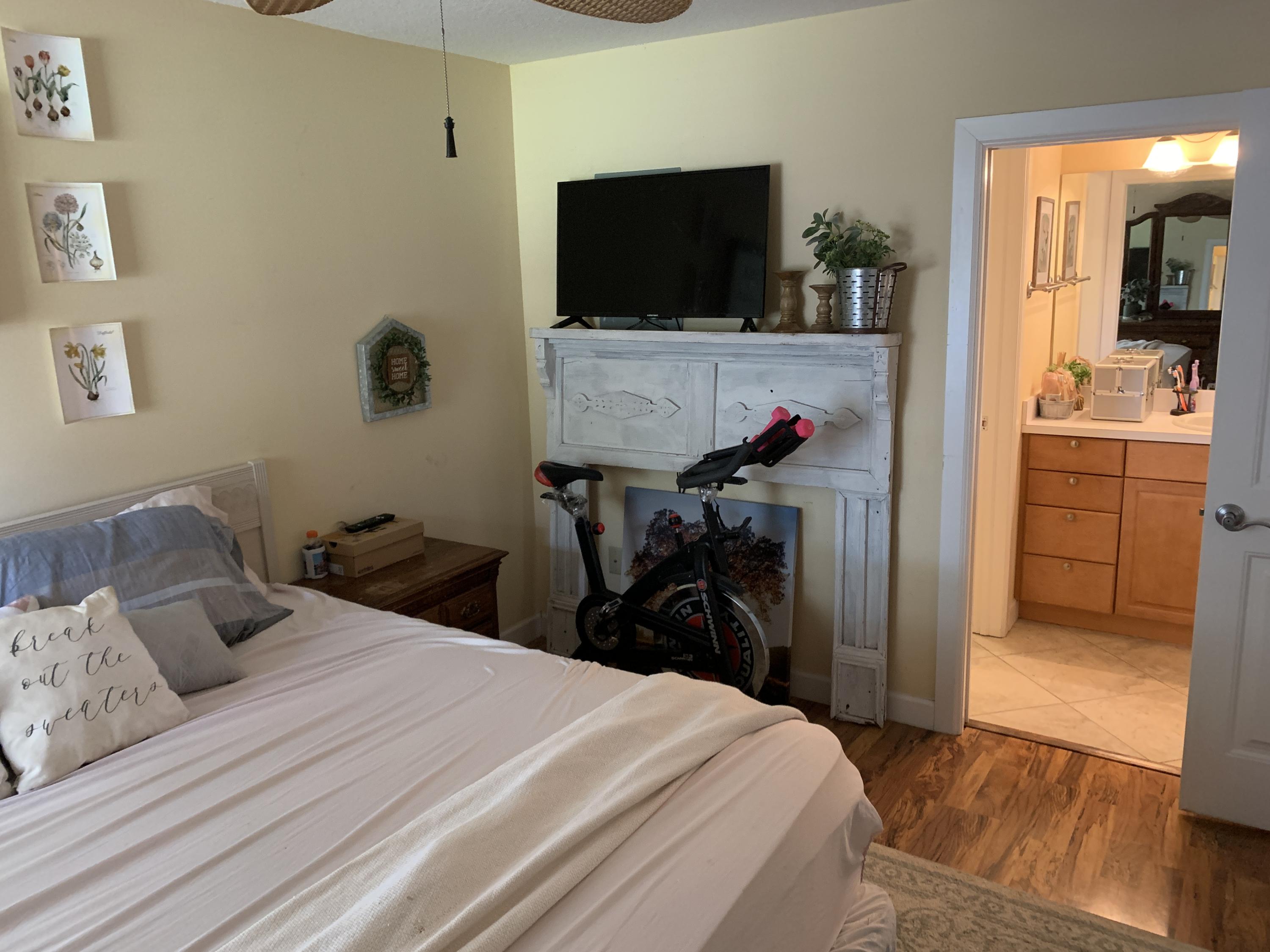 4334 Highway 441, Unit 22 Okeechobee, FL 34974 - Photo 21 of 31 MSTR-BDRM-BA-IMG_1028