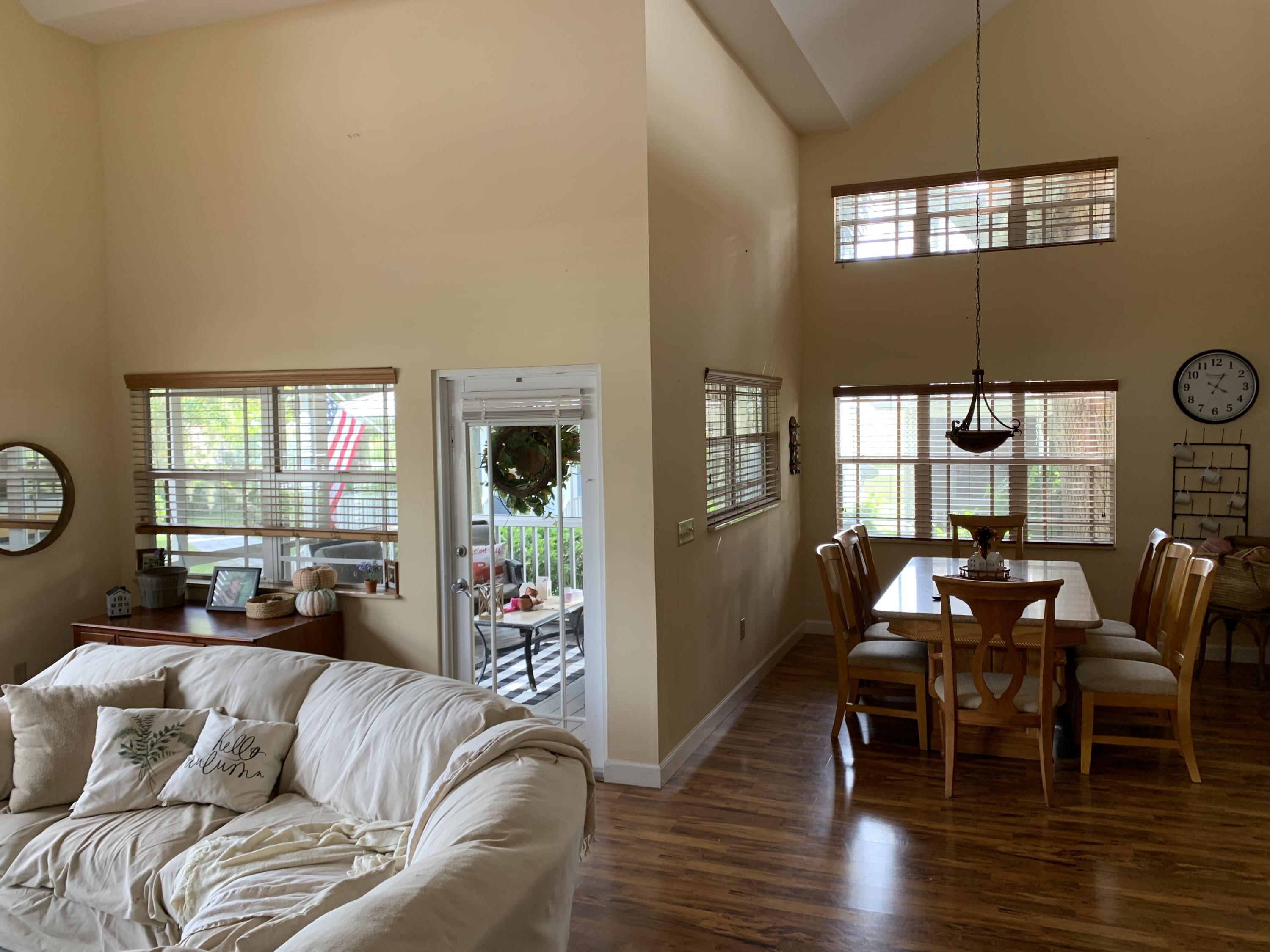 4334 Highway 441, Unit 22 Okeechobee, FL 34974 - Photo 7 of 31 ENTRY-IMG_1021