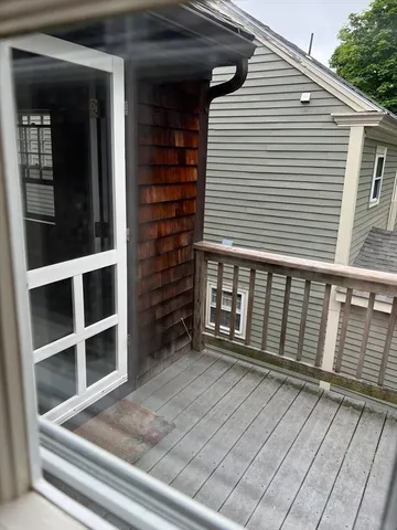 $3,250 | 8 Morse Court, Unit B, Manchester, MA 01944