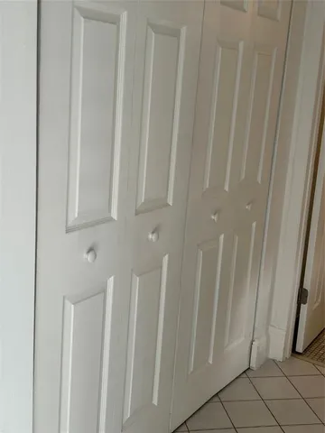 $1,400 | 7807 Golf Cir Drive, Unit 205, Margate, FL 33063