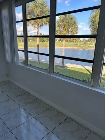 $1,400 | 7807 Golf Cir Drive, Unit 205, Margate, FL 33063