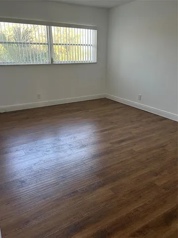 $1,400 | 7807 Golf Cir Drive, Unit 205, Margate, FL 33063